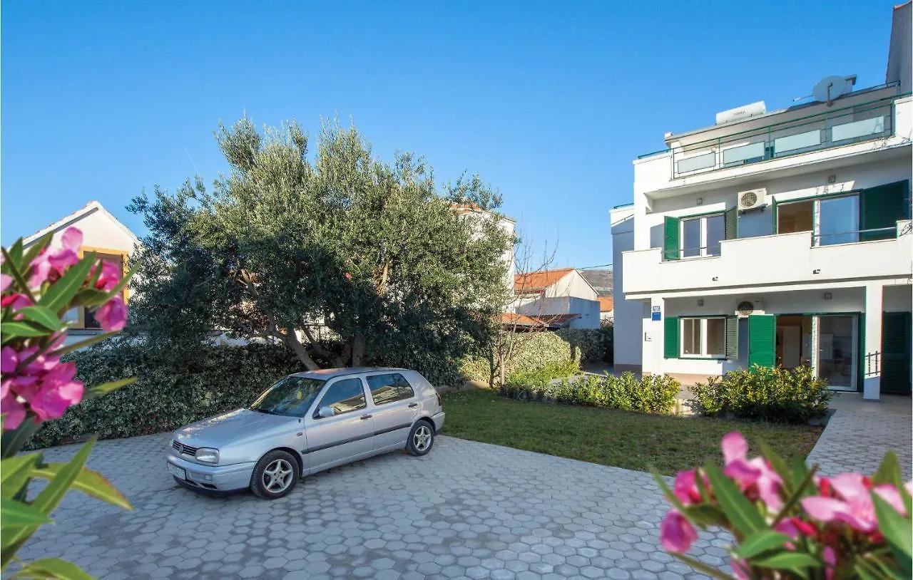 Lovely Apartment In Kastel Stari With Wifi Kastela Croatia